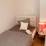 Felix Living 7, Gruppenwohnung Mit Oberhausblick, Dachterrasse & Parkplatz * Passau