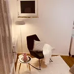 Felix Living 7, Gruppenwohnung Mit Oberhausblick, Dachterrasse & Parkplatz Apartamento *