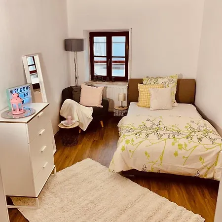 Lägenhet Felix Living 7, Gruppenwohnung Mit Oberhausblick, Dachterrasse & Parkplatz