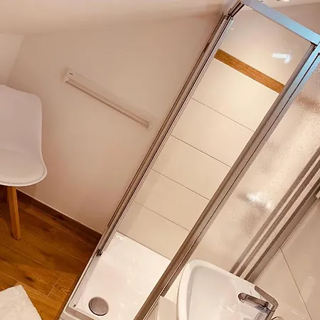 Felix Living 7, Gruppenwohnung Mit Oberhausblick, Dachterrasse & Parkplatz Lägenhet