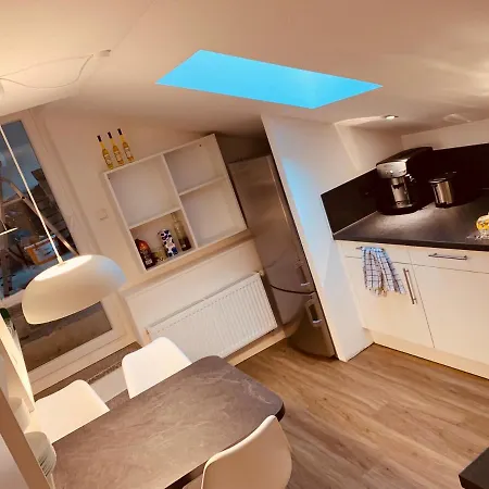 Lägenhet Felix Living 7, Gruppenwohnung Mit Oberhausblick, Dachterrasse & Parkplatz